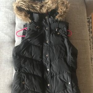 Banana republic detachable hood puffer vest